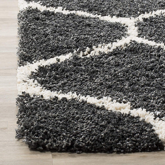 Modern Shaggy Carpet (Colour- Dark Grey & Off White)