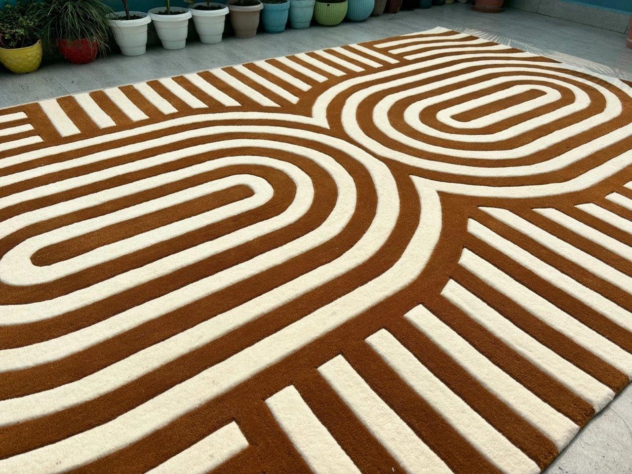 Hand Tufted - Ivory & Gold Brown