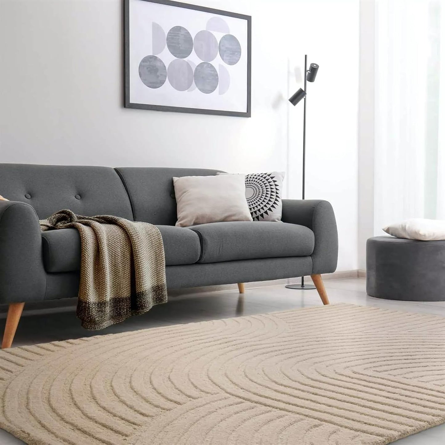 Hand Tufted - Light Beige High Low
