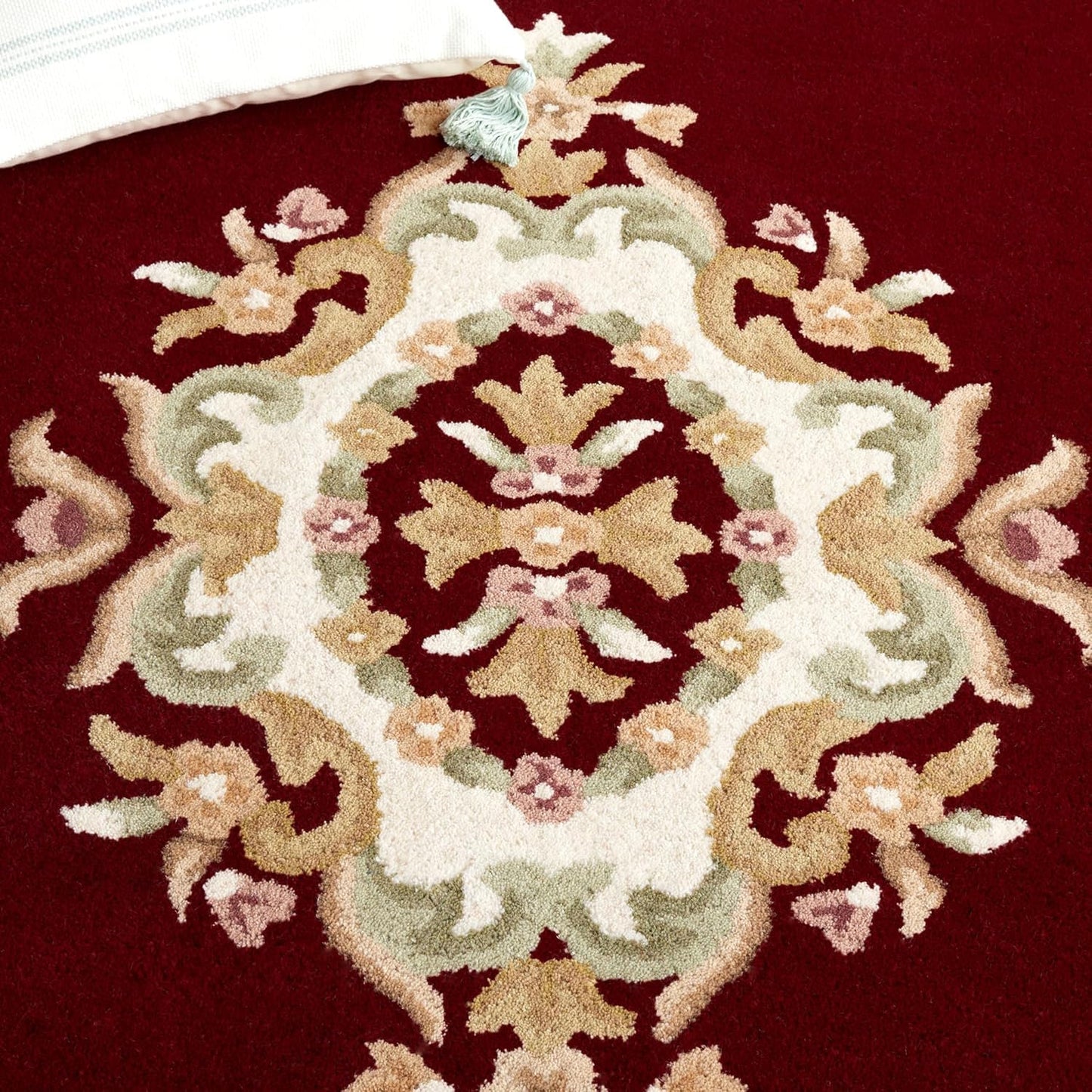 Hand Tufted - Red Touch Maroon