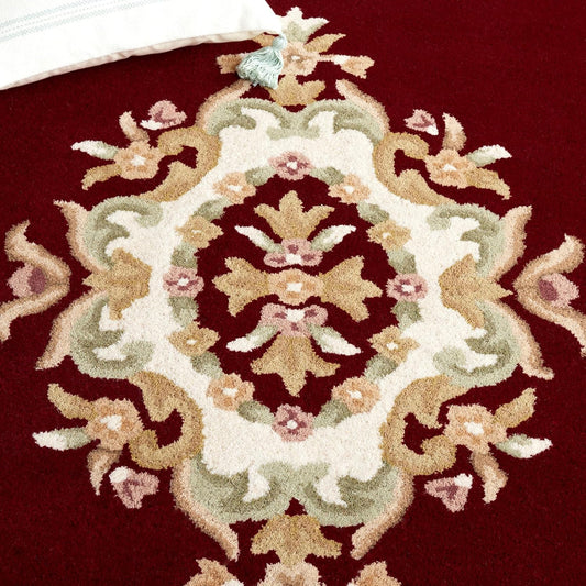 Hand Tufted - Red Touch Maroon