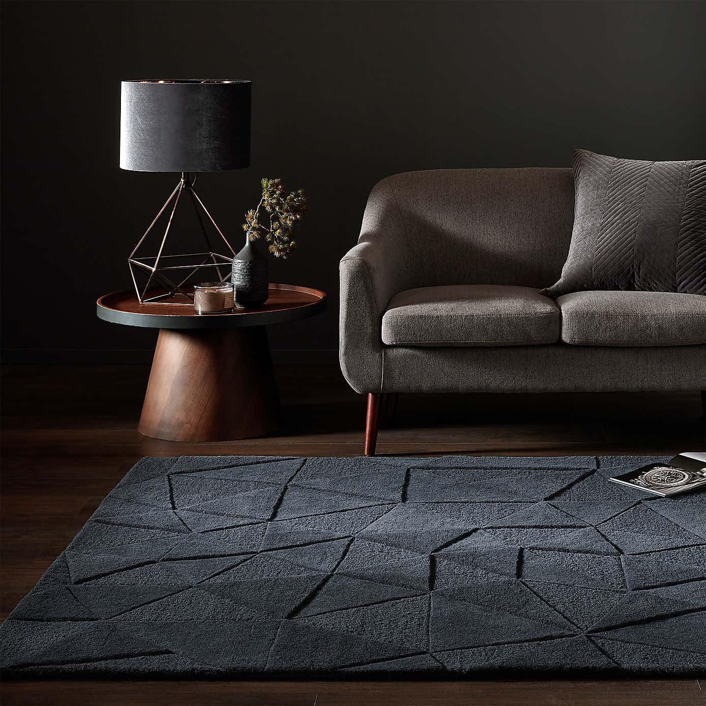 Hand Tufted - Triangle Charcoal