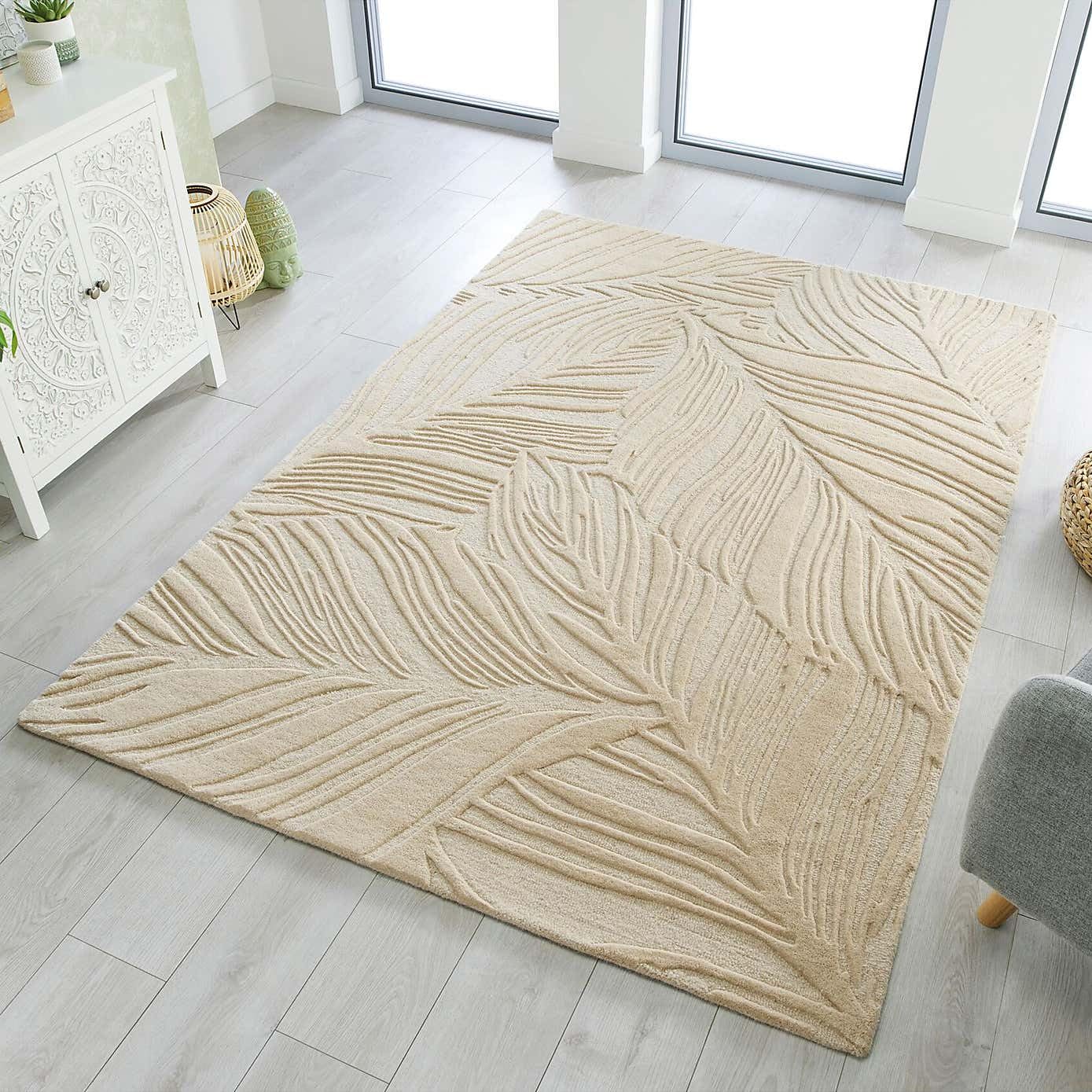 Hand Tufted - Light Beige Flower