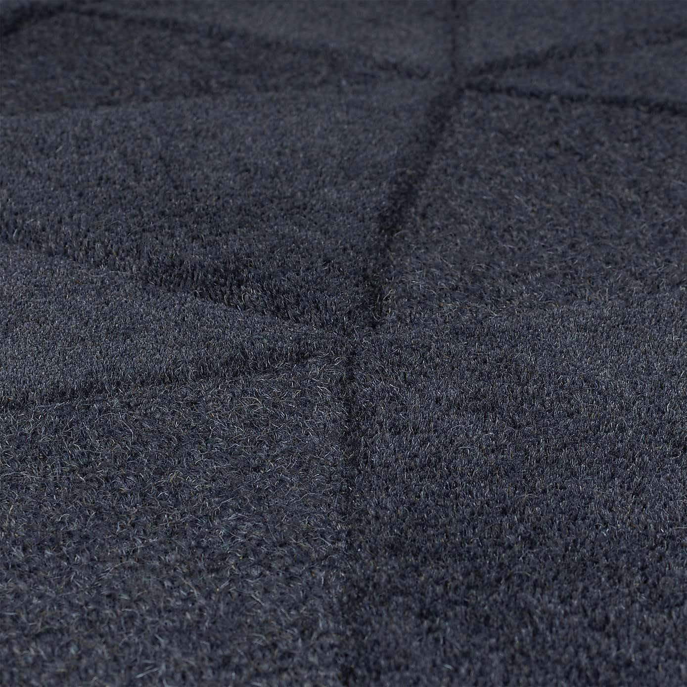 Hand Tufted - Triangle Charcoal