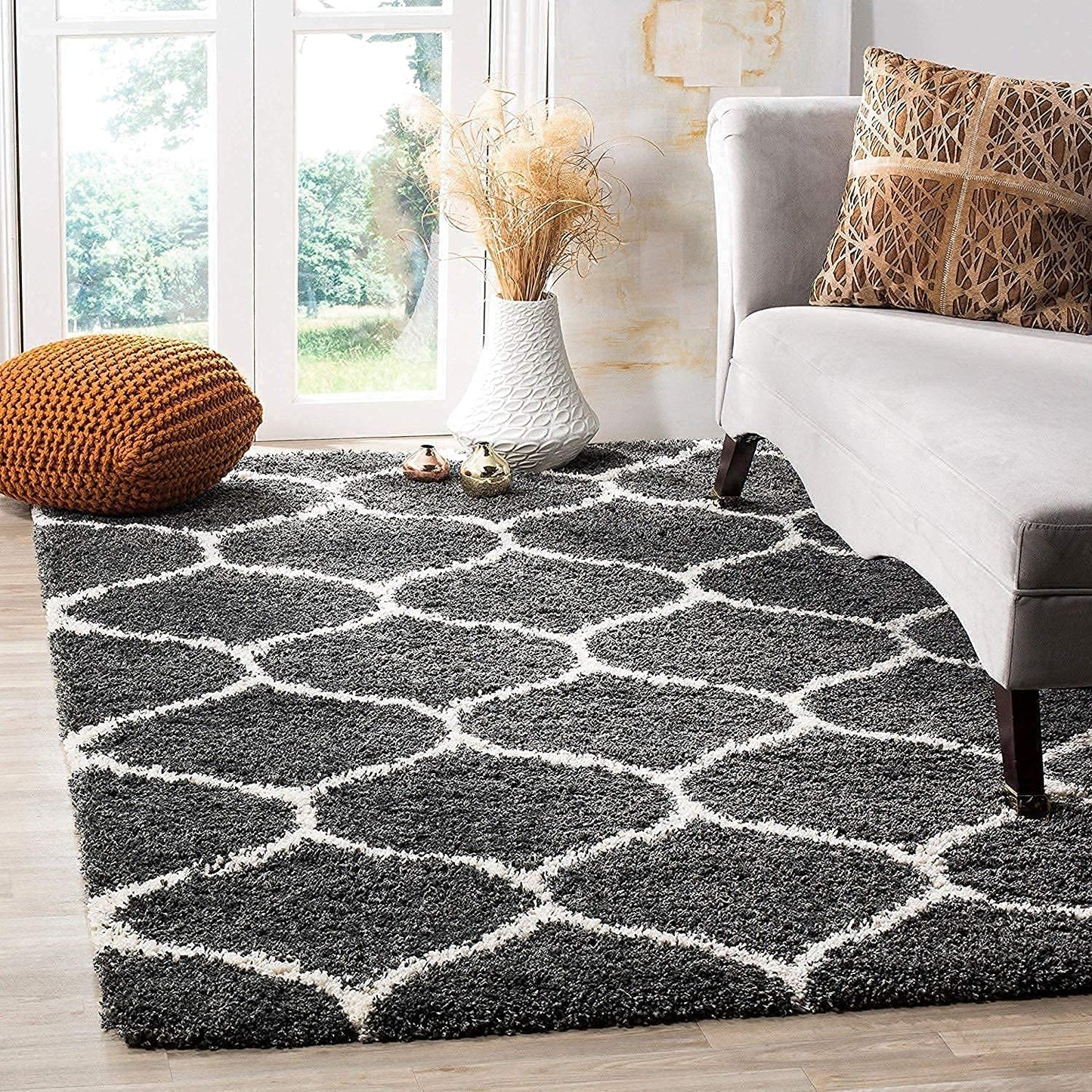 Modern Shaggy Carpet (Colour- Dark Grey & Off White)